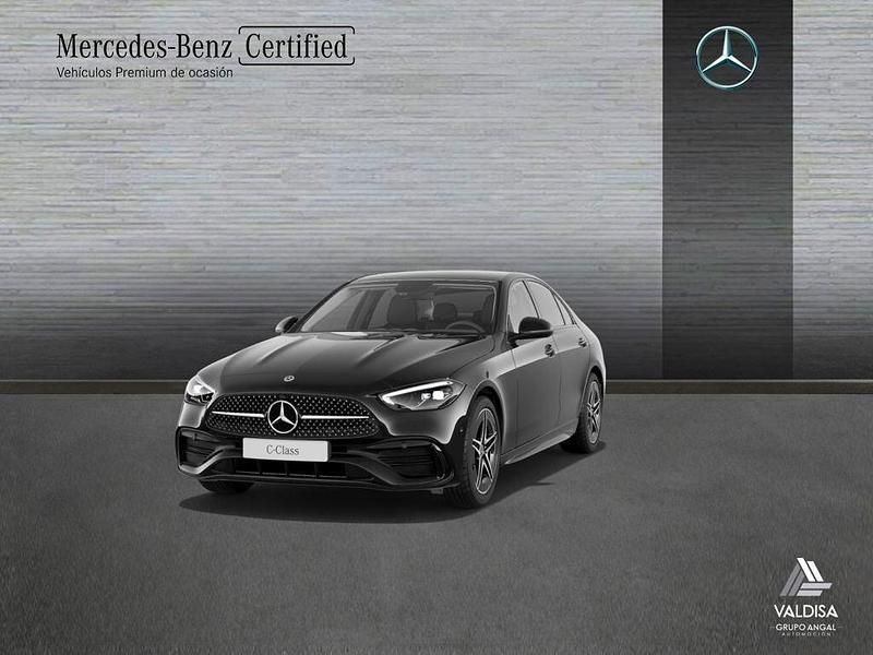 Negro obsidiana Usado 2024 Mercedes C200 AMG line Berlina | 43.600 € (Buen precio) - Imagen 1/4