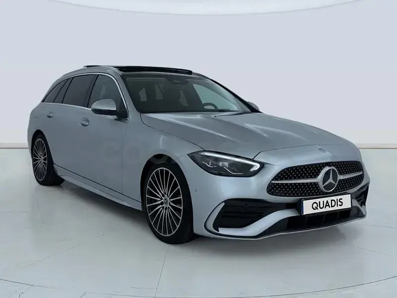 Usado Mercedes C220 200 CV (147 kW) 2025 Gris / plata Familiar