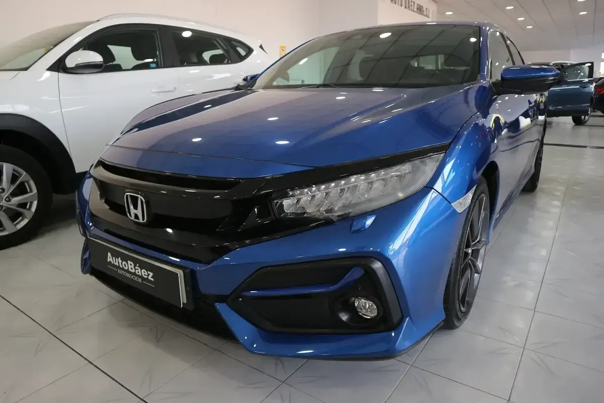 Usado Honda Civic Elegance 126 CV (92 kW) 2021 Azul Berlina