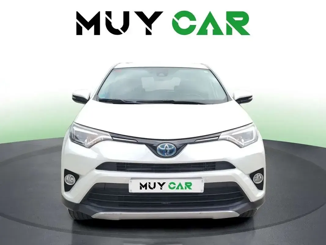 Usado Toyota RAV4 Hybrid Advance 197 CV (144 kW) 2017 Blanco SUV