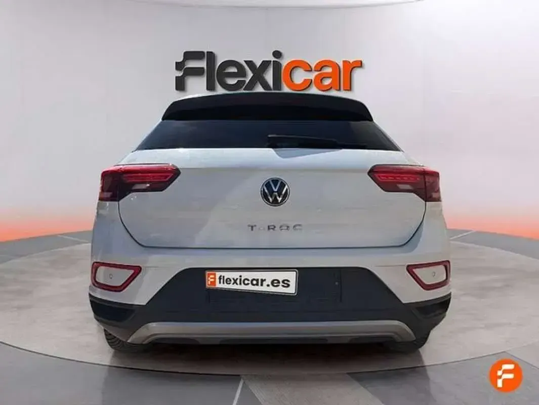 Usado VW T-Roc 116 CV (85 kW) 2025 Blanco SUV