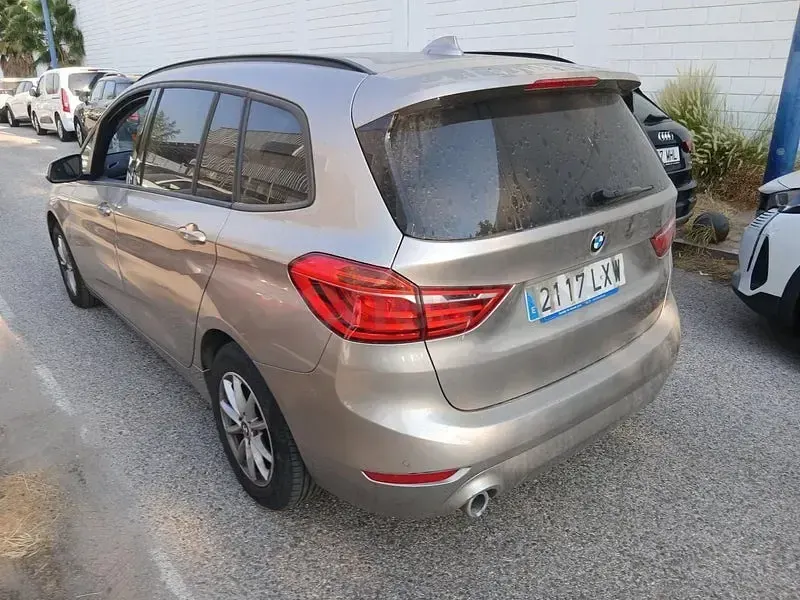 Usado BMW 216 116 CV (85 kW) 2022 Beige Coupe