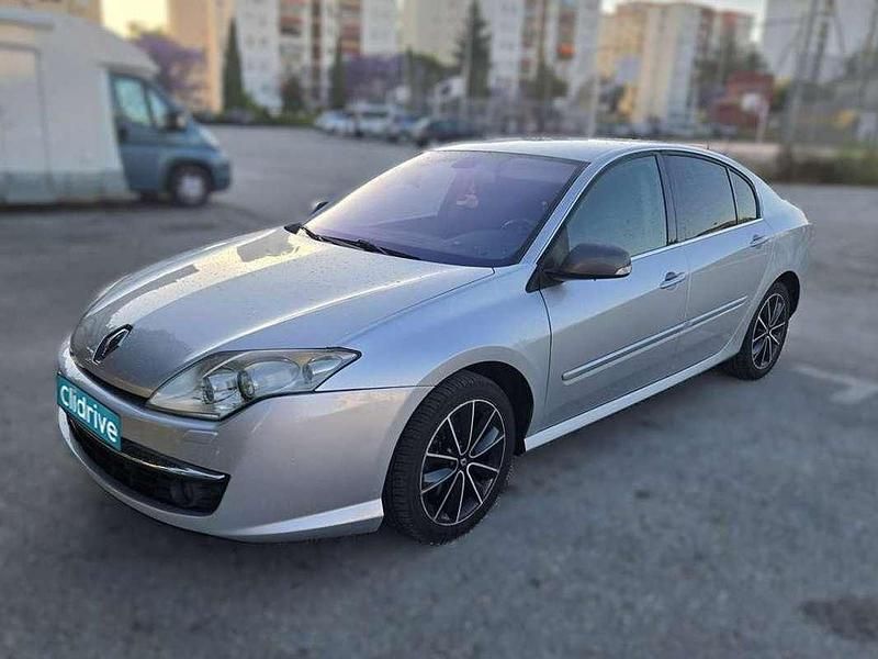 Usado Renault Laguna III Dynamique 150 CV (110 kW) 2007 Gris Berlina