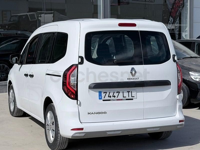 Usado Renault Kangoo Equilibre 95 CV (69 kW) 2022 Blanco Monovolumen