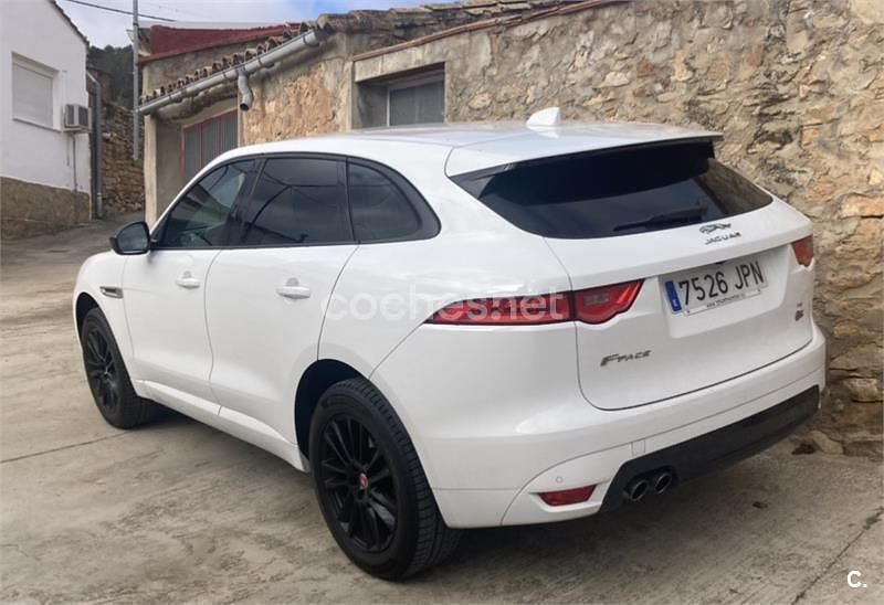 Usado Jaguar F-Pace R-Sport 180 CV (132 kW) 2016 Blanco SUV