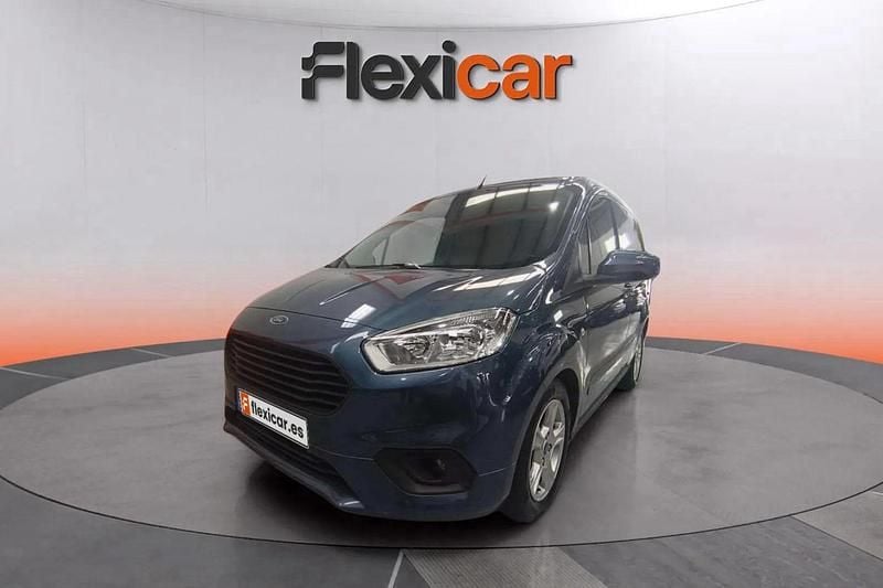 Usado Ford Tourneo Courier Titanium 100 CV (73 kW) 2021 Azul Monovolumen