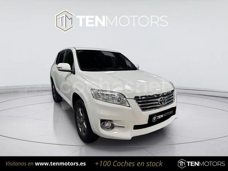 Blanco Usado 2012 Toyota RAV4 Executive SUV | 9499 € (Un poco caro) - Imagen 1/4
