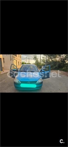 Azul Usado 2002 Opel Corsa Club Berlina | 2200 € (Buen precio) - Imagen 1/4