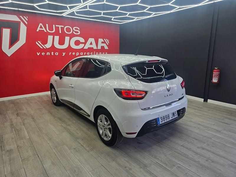 Usado Renault Clio IV LIMITED 75 CV (55 kW) 2017 Blanco Berlina