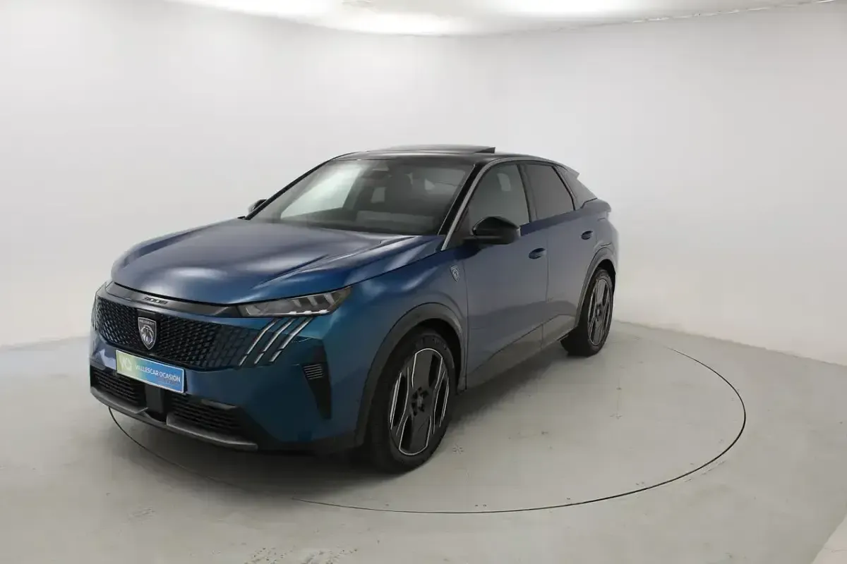 Usado Peugeot e-3008 GT 158 kW (215 CV) 2024 Azul SUV