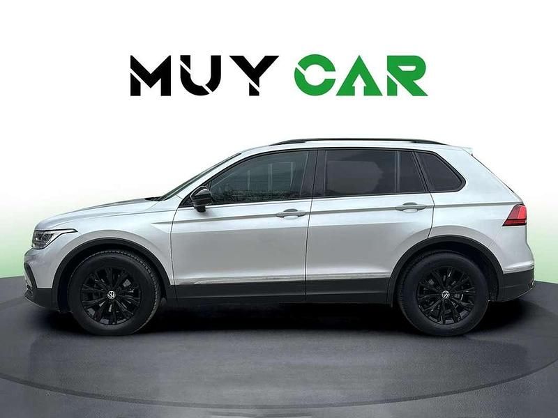 Usado VW Tiguan 131 CV (96 kW) 2021 Plateado SUV