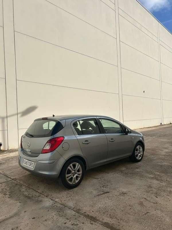Usado Opel Corsa 86 CV (63 kW) 2013 Gris Utilitario