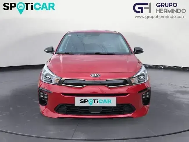 Usado Kia Rio GT-Line 120 CV (88 kW) 2021 Rojo Berlina