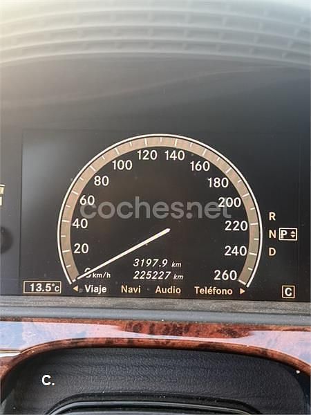 Usado Mercedes S320 235 CV (172 kW) 2010 Gris / plata Berlina