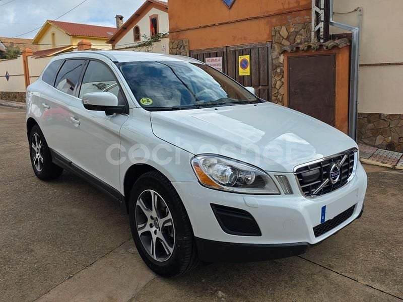 Blanco Usado 2012 Volvo XC60 Momentum SUV | 15.200 € (Precio justo) - Imagen 1/4