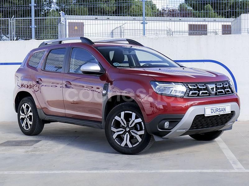 Usado Dacia Duster Prestige 115 CV (84 kW) 2021 Rojo SUV
