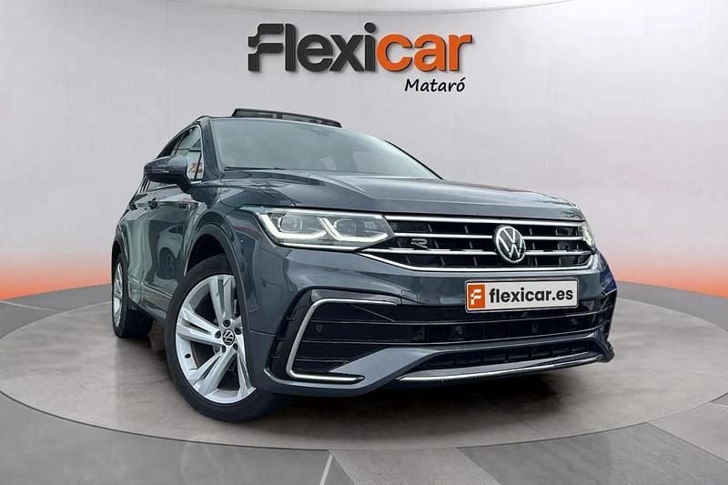 Gris Usado 2020 VW Tiguan R-line SUV | 27.890 € (Un poco caro) - Imagen 1/4