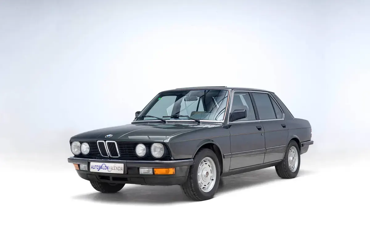 Usado BMW 528 184 CV (135 kW) 1986 Verde Berlina