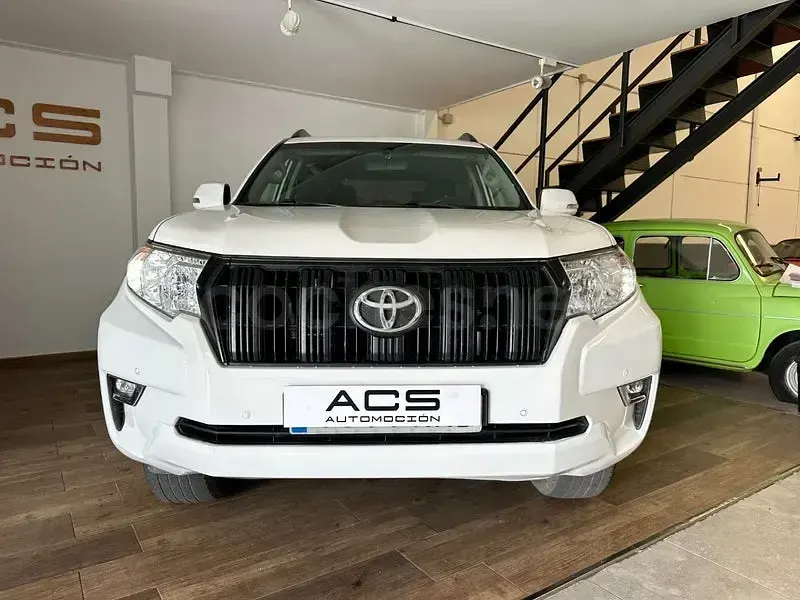 Usado Toyota Land Cruiser 177 CV (130 kW) 2018 Blanco SUV