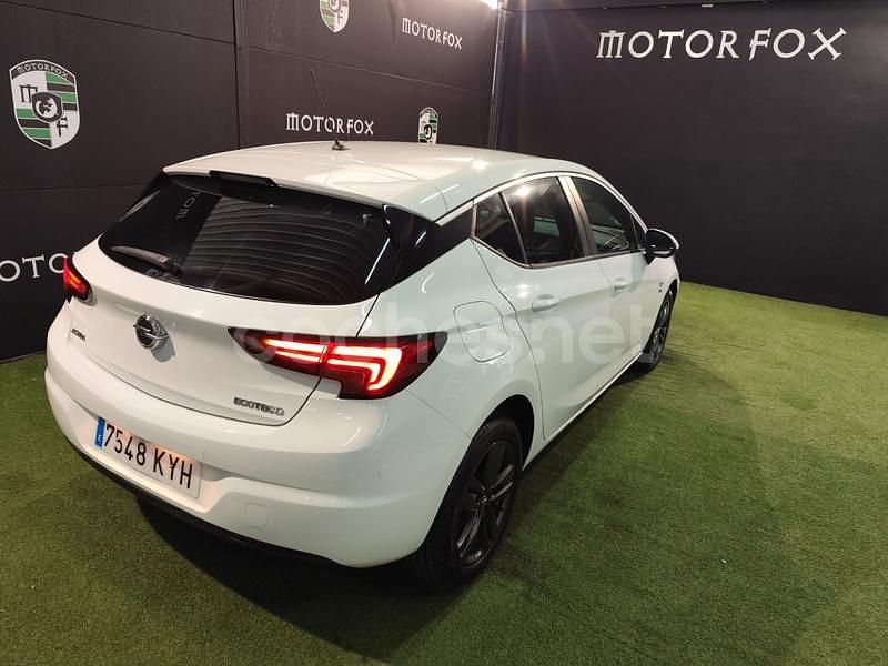 Usado Opel Astra 110 CV (80 kW) 2019 Blanco Berlina