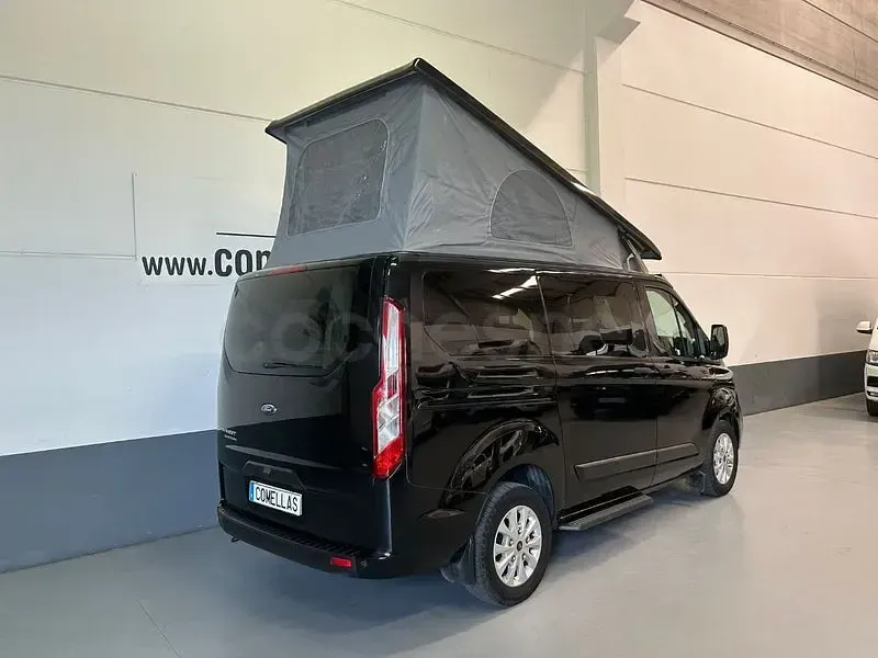 Usado Ford Transit Custom Nugget 130 CV (95 kW) 2023 Negro Monovolumen