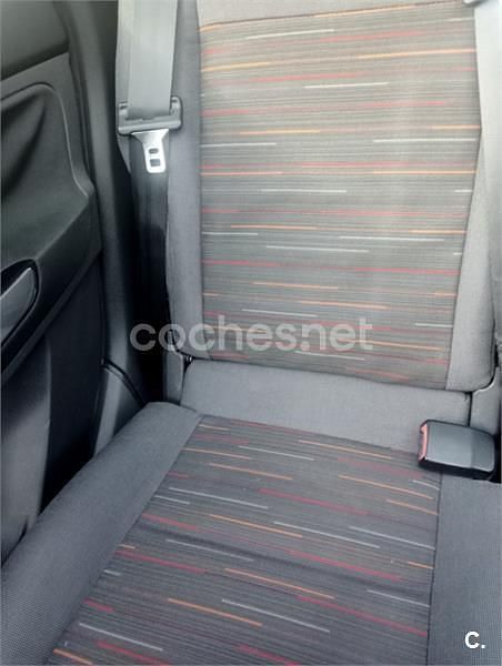 Usado Ford C-MAX Ghia 109 CV (80 kW) 2010 Beige Monovolumen