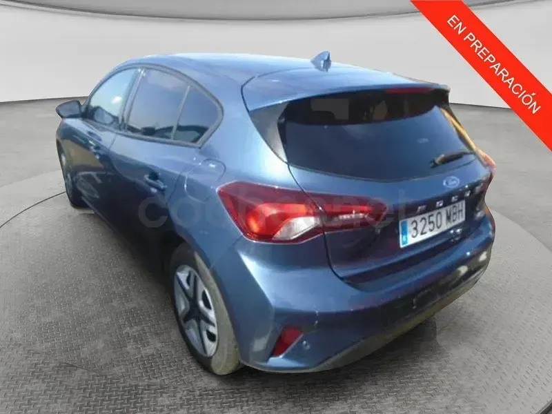Usado Ford Focus Trend 120 CV (88 kW) 2022 Azul Berlina