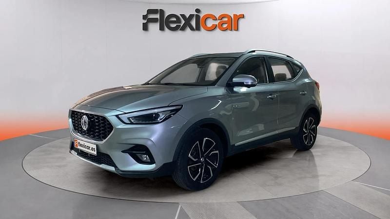 Usado MG ZS Luxury 111 CV (81 kW) 2023 Gris SUV
