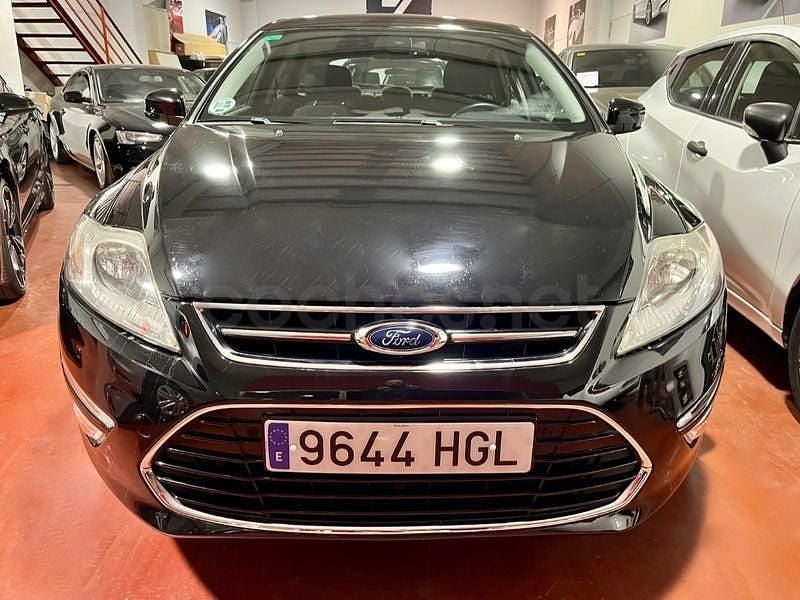 Usado Ford Mondeo 115 CV (84 kW) 2011 Negro Berlina