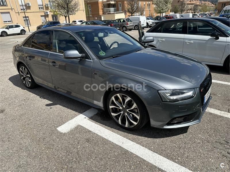 Usado Audi A4 211 CV (155 kW) 2013 Gris / plata Berlina