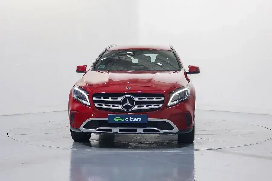 Usado Mercedes GLA180 122 CV (89 kW) 2019 SUV