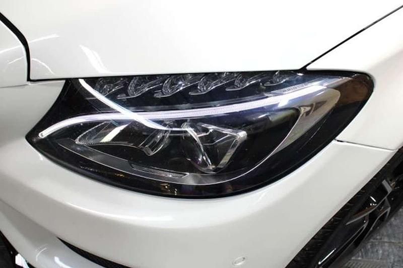 Usado Mercedes C43 AMG AMG 367 CV (269 kW) 2017 Blanco Coupe