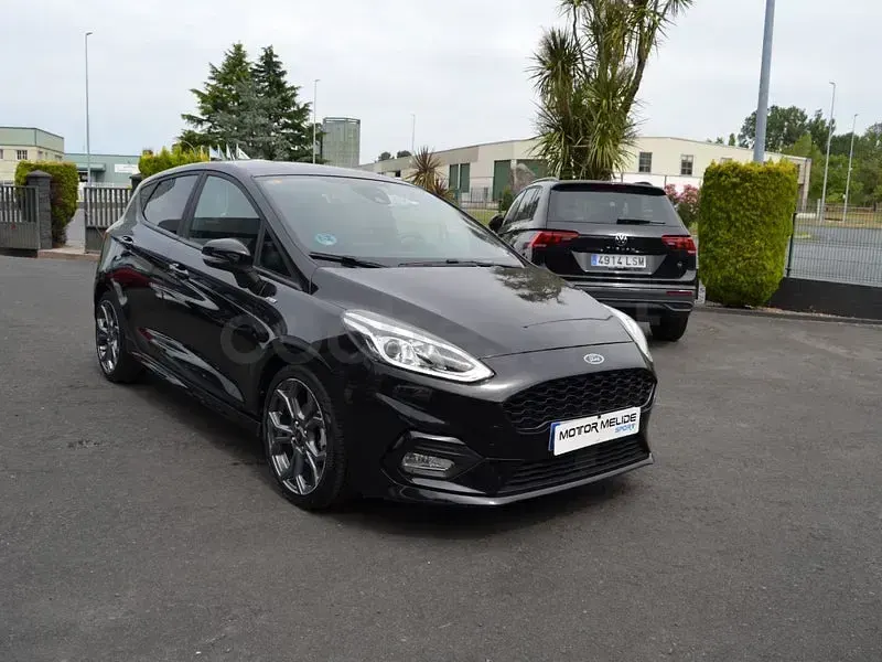 Usado Ford Fiesta ST-Line 100 CV (73 kW) 2021 Negro Utilitario