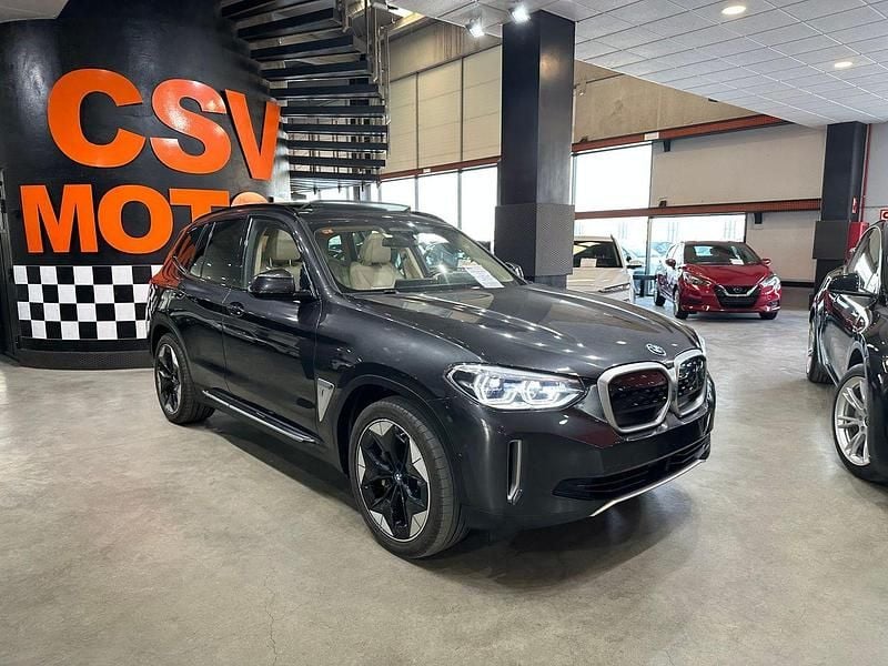 Usado BMW iX3 Impressive 209 kW (285 CV) 2021 Gris SUV