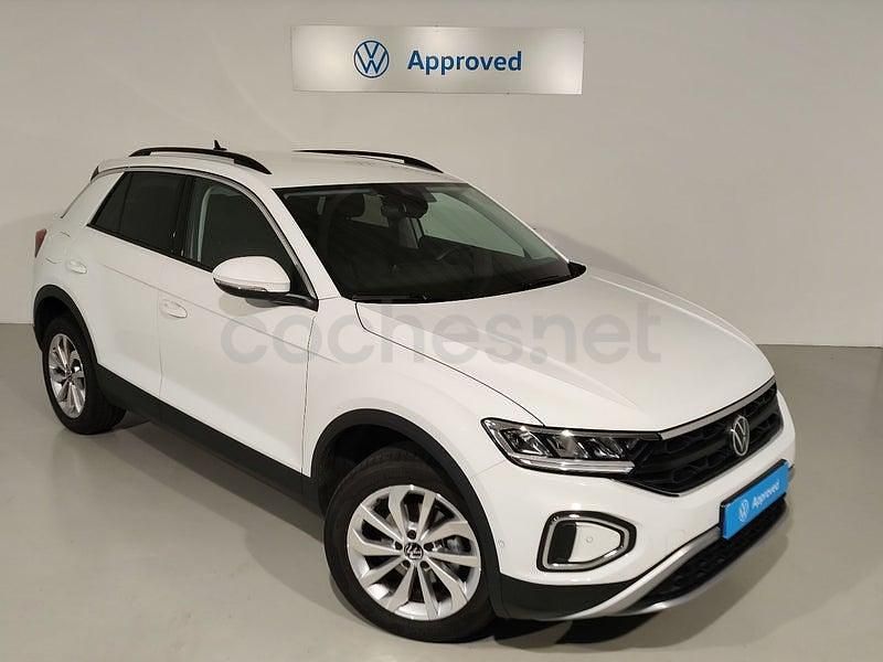 Blanco Usado 2022 VW T-Roc Life SUV | 24.900 € (Un poco caro) - Imagen 1/4