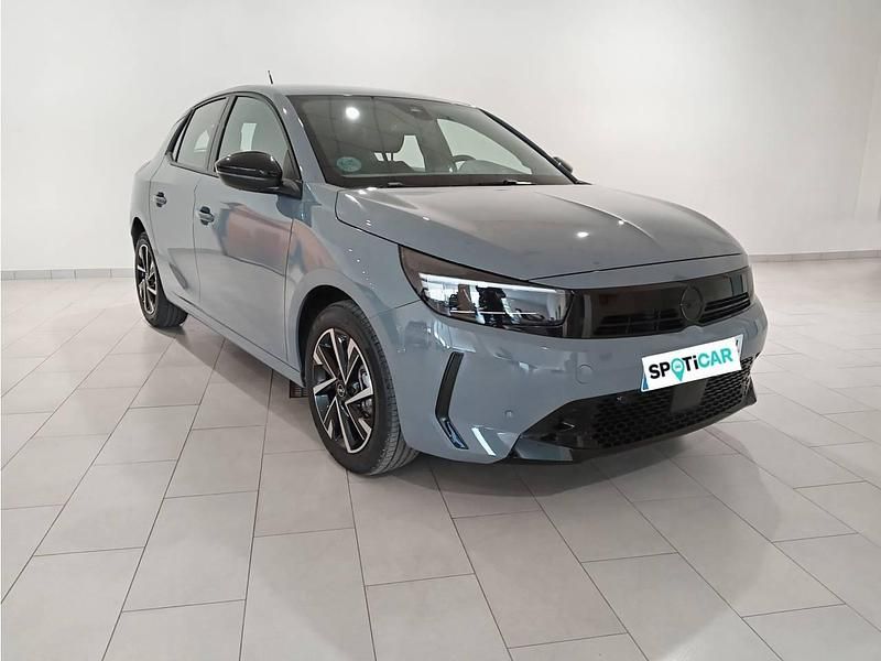 Usado Opel Corsa 101 CV (74 kW) 2023 Gris Utilitario