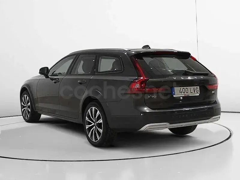 Usado Volvo V90 CC Pro 197 CV (144 kW) 2021 Gris / plata Familiar