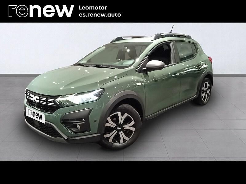 Usado Dacia Sandero Expression 110 CV (80 kW) 2023 Verde Berlina