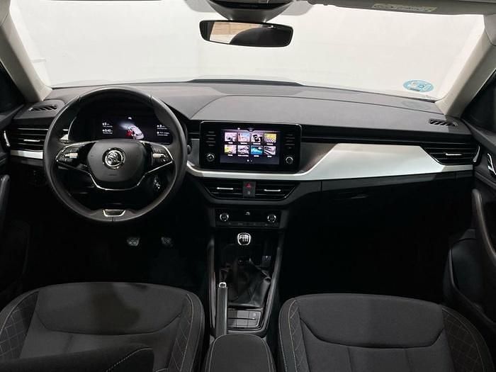 Usado Skoda Kamiq Ambition 150 CV (110 kW) 2023 Gris SUV