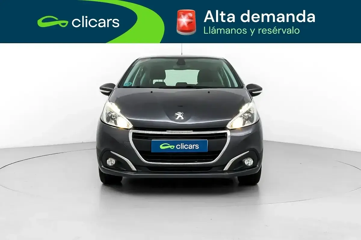 Usado Peugeot 208 Active 82 CV (60 kW) 2018 Gris Utilitario