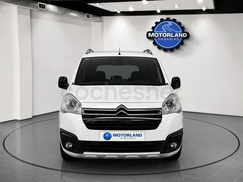 Usado Citroën Berlingo XTR 92 CV (67 kW) 2015 Blanco Monovolumen