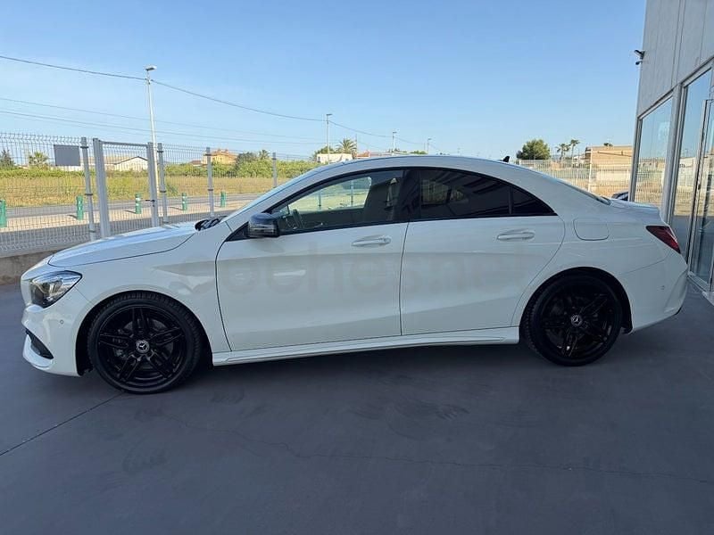 Usado Mercedes CLA220 177 CV (130 kW) 2019 Blanco Berlina