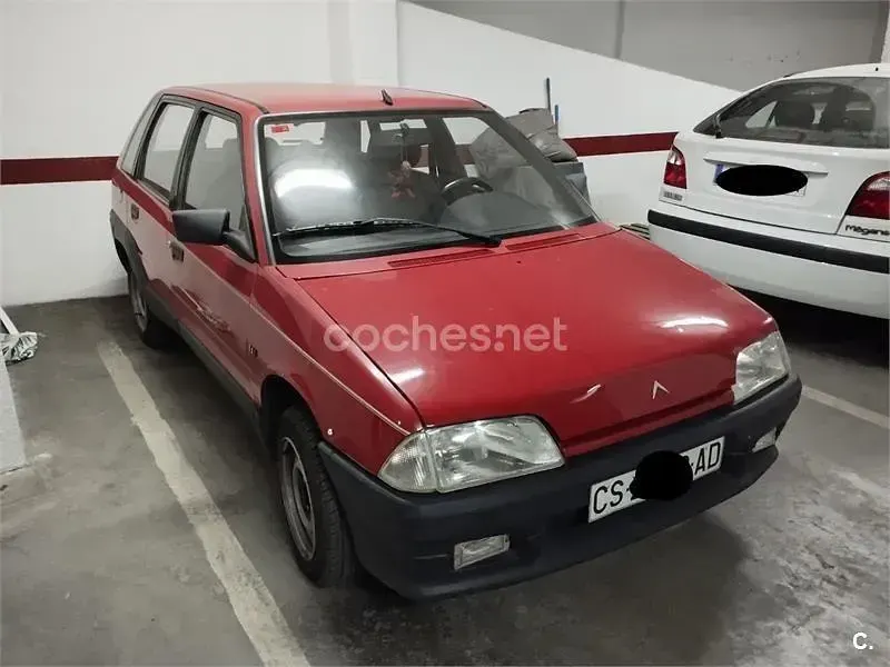 Usado Citroën AX 60 CV (44 kW) 1993 Rojo Utilitario