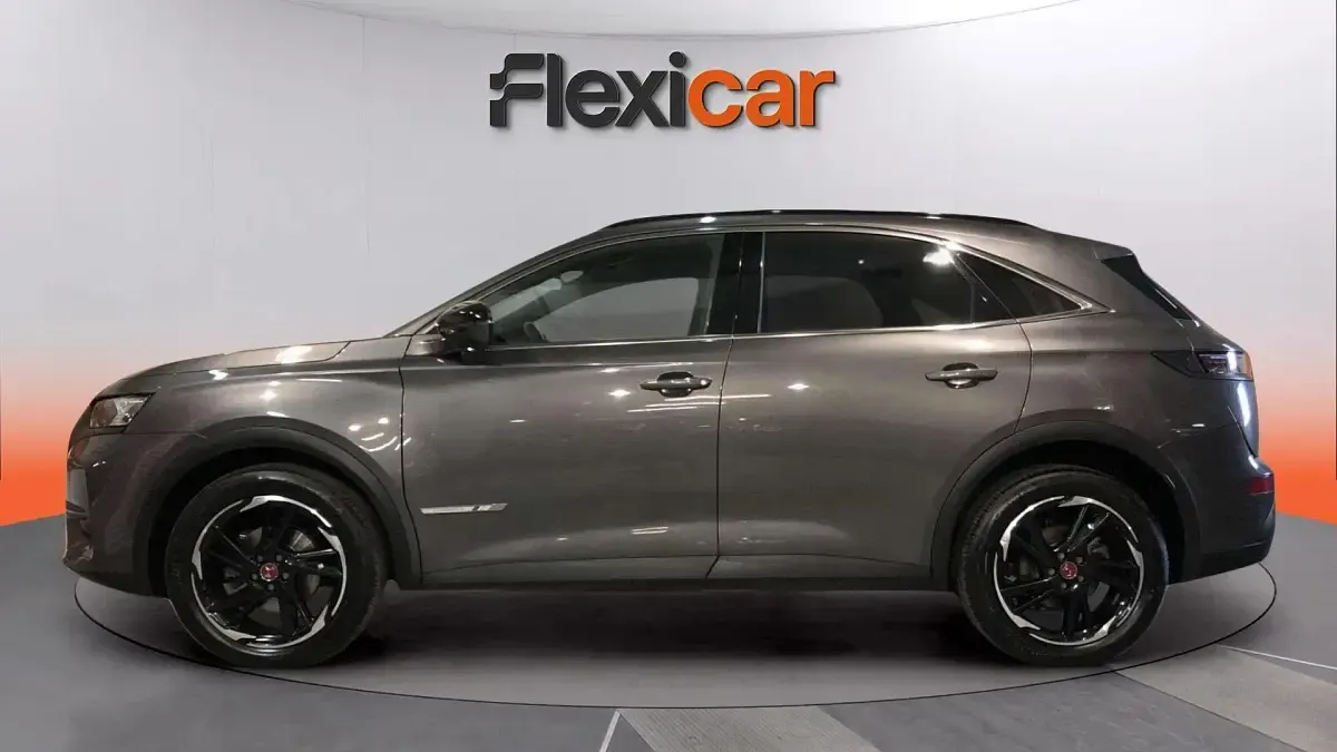 Usado DS Automobiles DS7 Crossback 131 CV (96 kW) 2021 Gris SUV
