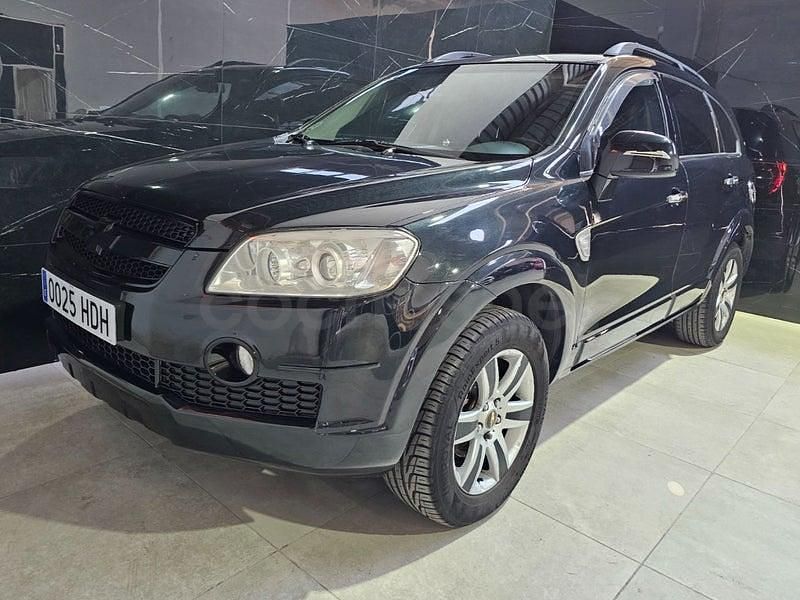 Usado Chevrolet Captiva LS 127 CV (93 kW) 2011 Negro SUV