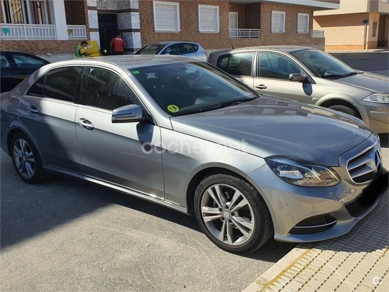 Gris / plata Usado 2016 Mercedes E200 Avantgarde Familiar | 9000 € (Precio justo) - Imagen 1/4