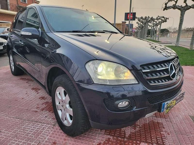Usado Mercedes ML320 224 CV (164 kW) 2007 Azul SUV