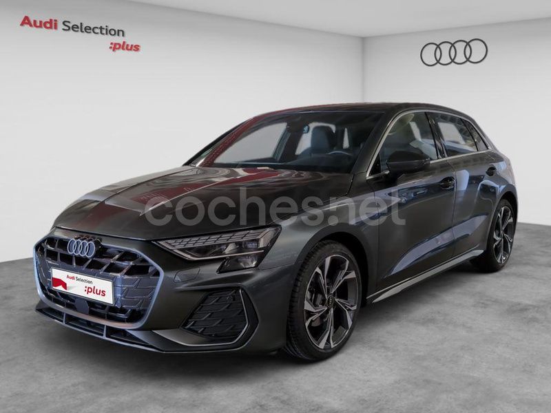Gris / plata Usado 2024 Audi A3 Sportback S-Line Berlina | 34.590 € (Un poco caro) - Imagen 1/4