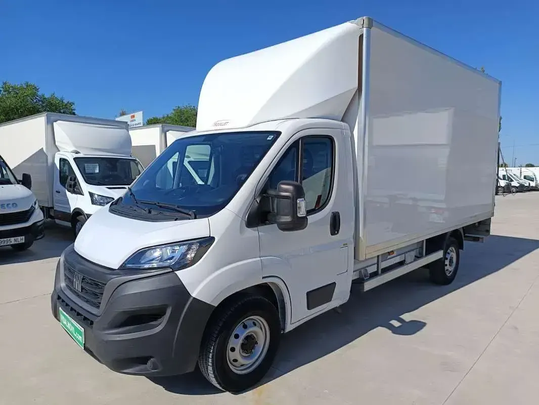 Usado Fiat Ducato 140 CV (102 kW) 2022 Blanco Van