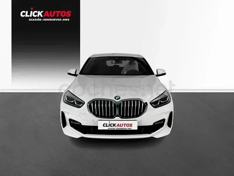Usado BMW 118 Shadowline 150 CV (110 kW) 2023 Blanco Berlina